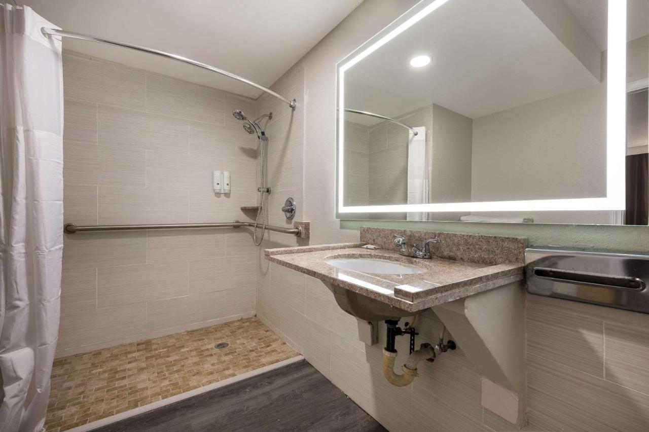 Quality Inn Gadsden - Attalla Екстер'єр фото